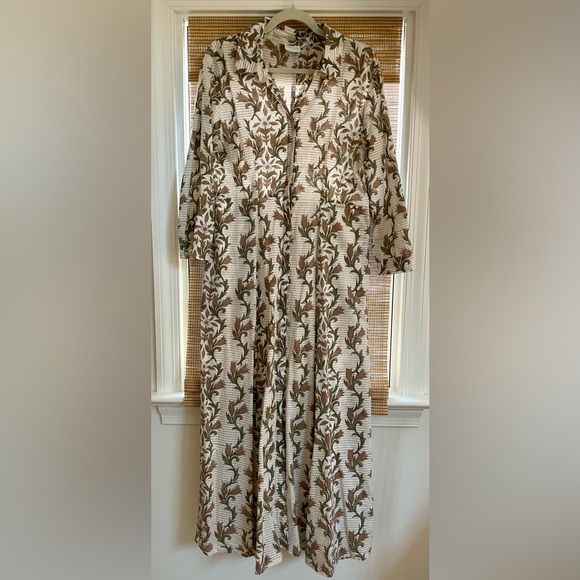 JULIA AMORY Sz L Large Coco Jardin Brown
Green floral button down Shirt Dress - Picture 2 of 7